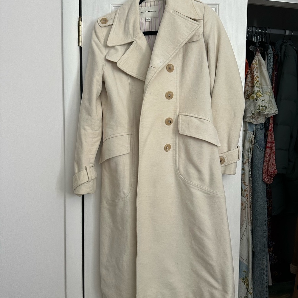 Banana Republic Cream Trench Coat